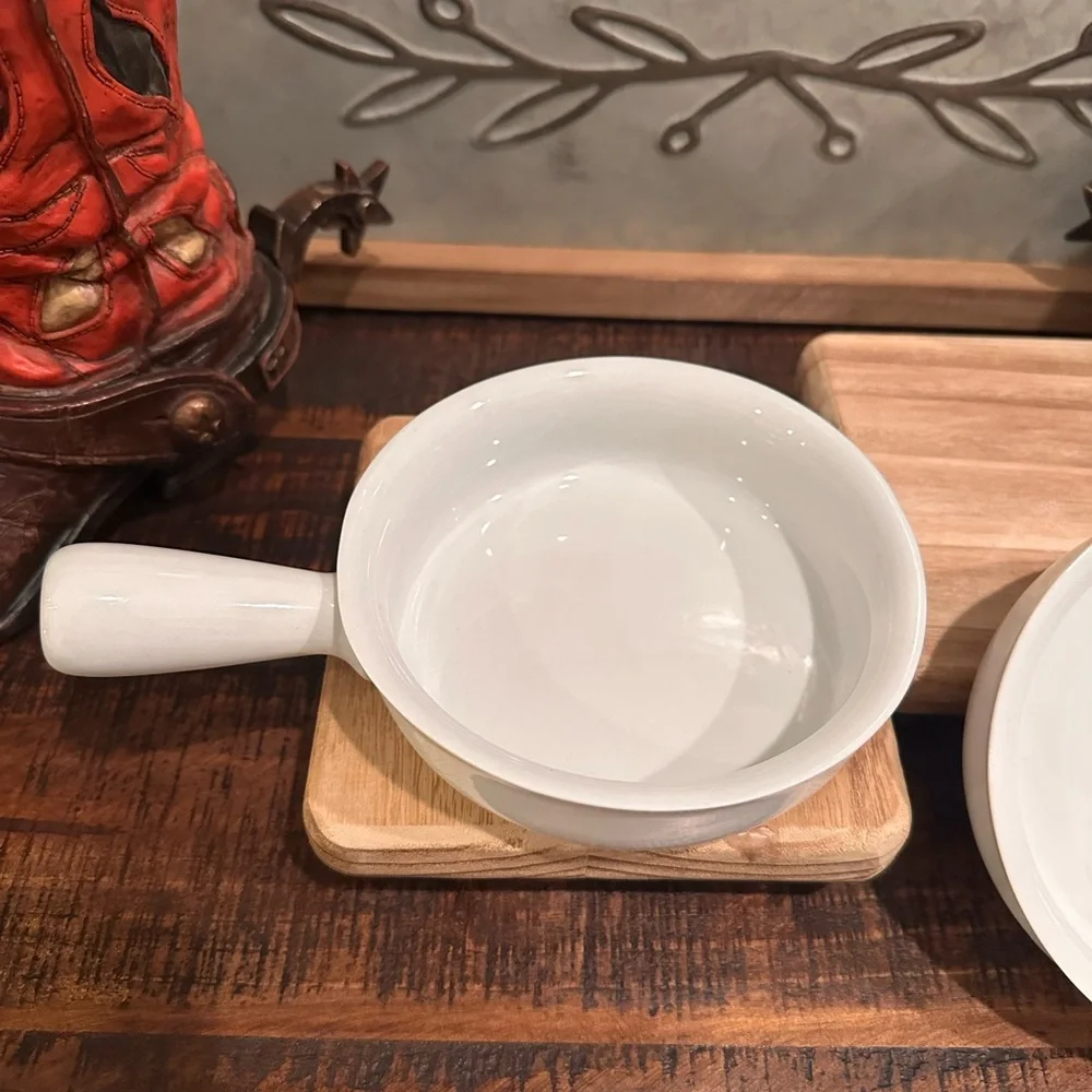 RETIRED Set of 2 Crate & Barrel Porcelain 6